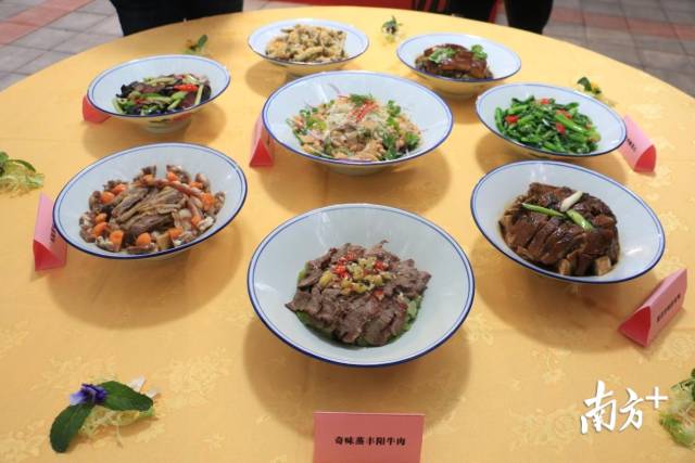 豐陽(yáng)八大碗。