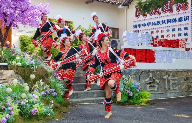 瑤族長鼓舞。吳彥 攝